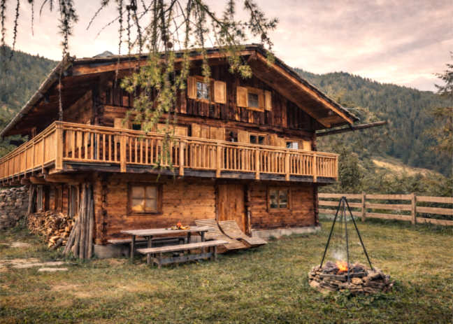 Exklusiver Selbstversorger-Almhütte in Alleinlage